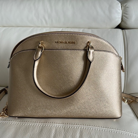 COPY - Michael Kors Handbag - Picture 4 of 5